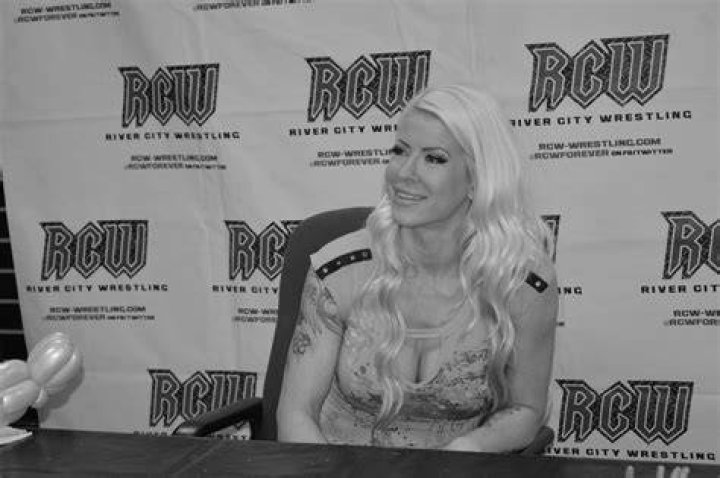 angelina love
