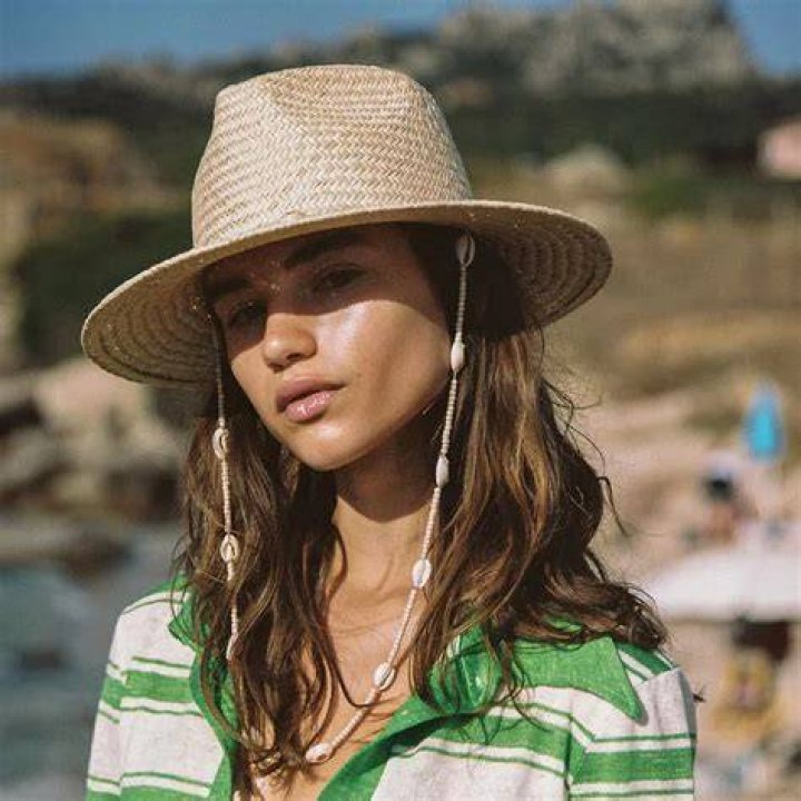 Seashells Beaded Beach Hats with Chain Seashells Beaded Beach Hats with Chain