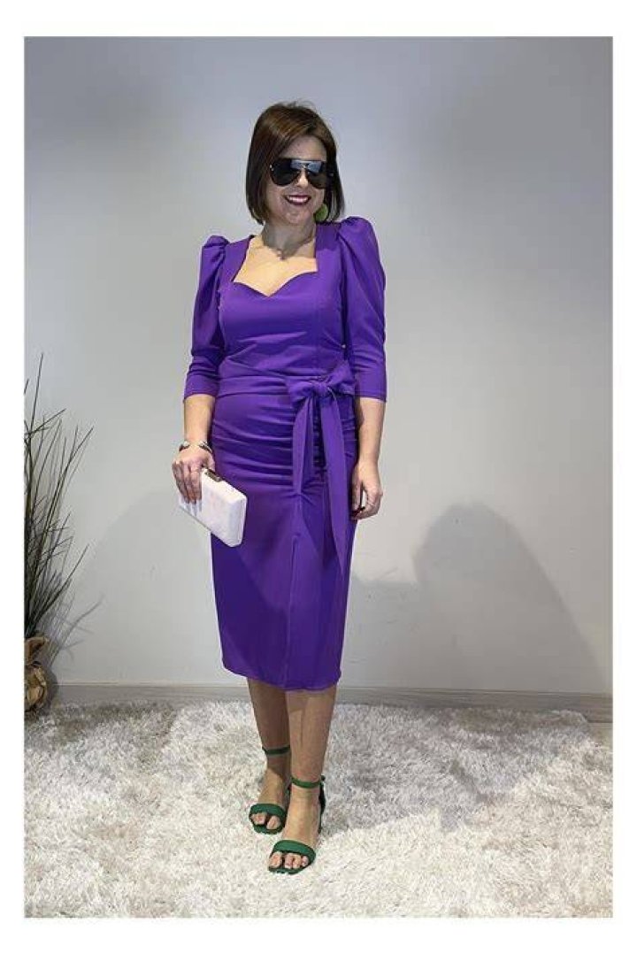 Vestido asimétrico midi morado Vestido asimétrico midi morado