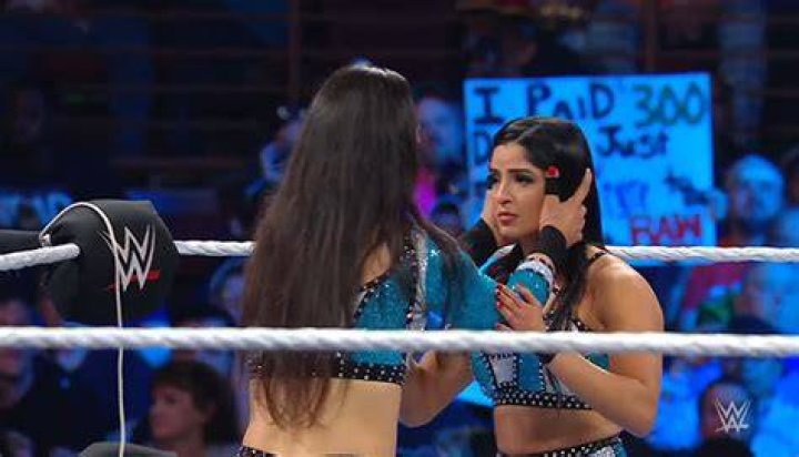 Yulisa Leon Valentina Feroz WWE SmackDown